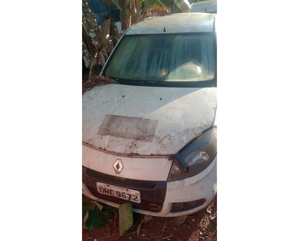 Foto de AUTOMOVEL RENAULT/SANDERO AUT1016V, ALCOOL/GASOLINA, BRANCA, 2014/2014, CHASSI: 93YBSR6RHEJ349839, RENAVAM: 01005776145, NO ESTADO EM QUE SE ENCONTRA.
