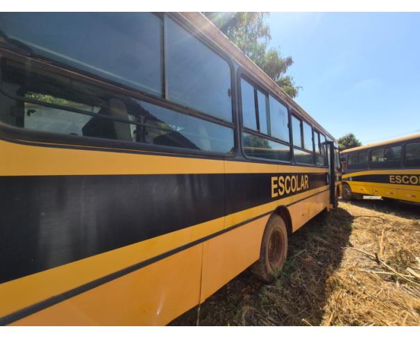 Foto de ONIBUS VW/15.190 EOD E.S.ORE, DIESEL, AMARELA, 2011/2011, CHASSI: 9532882W1BR163588, RENAVAM: 00342124994, NO ESTADO EM QUE SE ENCONTRA.