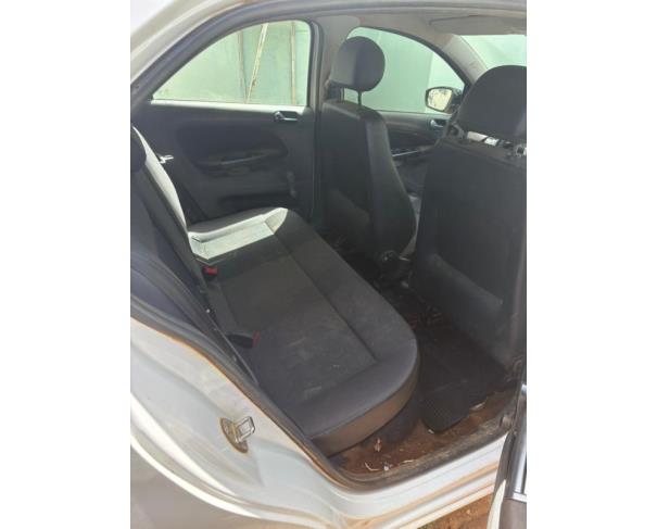 Foto de AUTOMOVEL, VW/GOL 1.0L MC4, BRANCA, 2020/2021, ALCOOL/GASOLINA, CHASSI: 9BWAG45U2MT044563, RENAVAM: 01237426623.