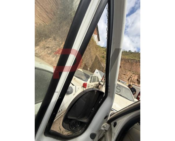 Foto de CAMINHONETE FIAT/DUCATO MX BOATA AMB, DIESEL, BRANCA, 2014/2014, CHASSI: 93W244F14E2140164, RENAVAM: 01017827106, NO ESTADO EM QUE SE ENCONTRA.
