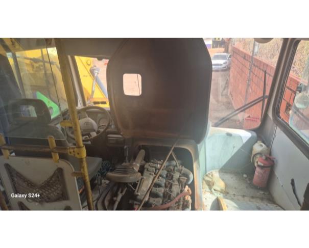 Foto de ONIBUS VW/15.190 EOD ESC.SUPER, DIESEL, AMARELA, 2010/2010, CHASSI: 9532882W0AR046034, RENAVAM: 00252976576, NO ESTDAO EM QUE SE ENCONTRA. 