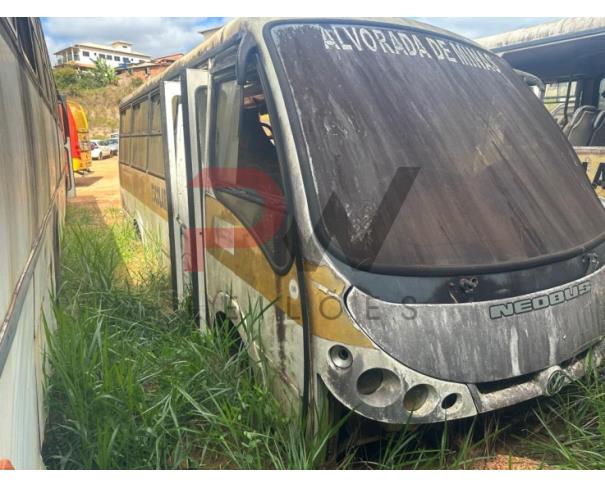 Foto de PAS/ONIBUS VW/NEOBUS THUNDER 29L, 2003/2004, DIESEL, BRANCA, PLACA CZZ -6668, RENAVAM: 00813963630, CHASSI: 9BWPC52R44R401668, NO ESTADO EM QUE SE ENCONTRA.