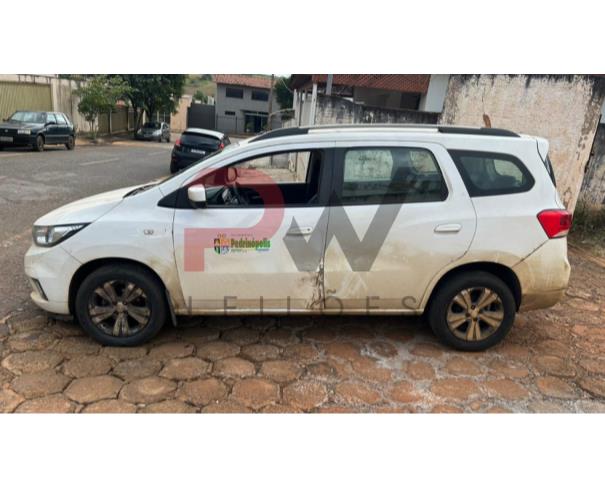 Foto de AUTOMOVEL, CHEV/SPIN 1.8L AT PREMIER, BRANCA, 2022/2023, ALCOOL/GASOLINA, CHASSI: 9BGJP7520PB185456, RENAVAM: 01329339581, NO ESTADO EM QUE SE ENCONTRA.
