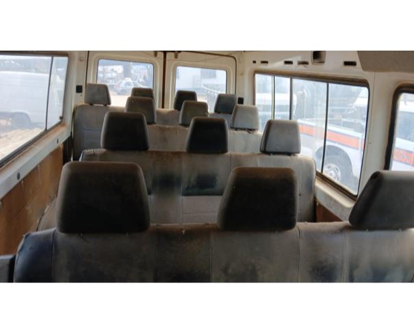 Foto de MICROONIBUS, I/M.BENZ 313CDI SPRINTERM, BRANCA, 2006/2007, DIESEL, CHASSI: 8AC9036727A953893, RENAVAM: 895901870, NO ESTADO EM QUE SE ENCONTRA.