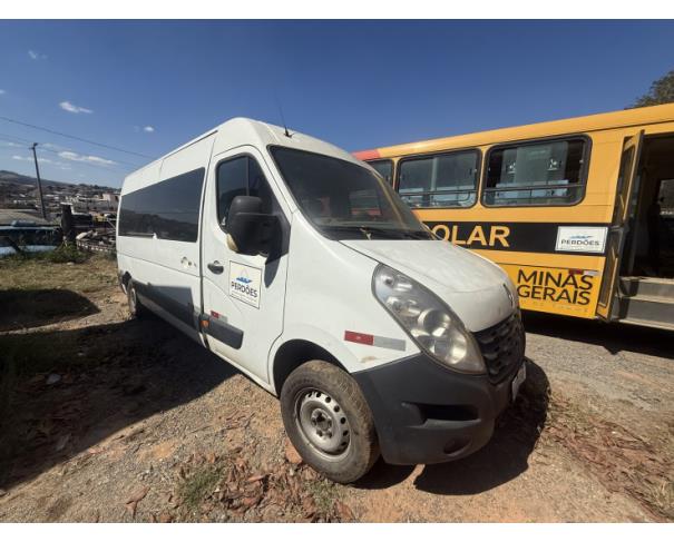 Foto de MICROONIBUS, RENAULT/M REVESCAP L3H2, BRANCA, 2018/2019, DIESEL, CHASSI: 93YMAF4XEKJ753659, RENAVAM: 01181847211, NO ESTADO EM QUE SE ENCONTRA.