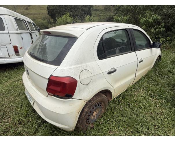 Foto de AUTOMOVEL VW/GOL 1.0L MC4, ALCOOL/GASOLINA, BRANCA, 2021/2022, CHASSI: 9BWAG45U6NT037018, RENAVAM: 01264300074, NO ESTADO EM QUE SE ENCONTRA.