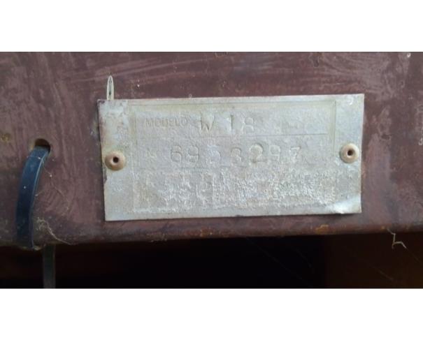 Foto de PÁ CARREGADEIRA CASE, MODELO W18, ANO 1985, SÉRIE: 6953297, NO ESTADO EM QUE SE ENCONTRA.