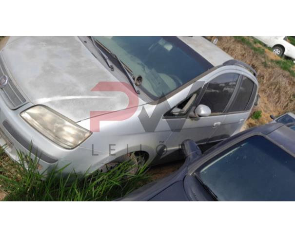 Foto de PASSAGEIRO / FIAT / IDEA ELX FLEX / Placa: HDV1818 / UF: MG / Município: Barbacena Ano fabricação: 2006 / Ano modelo: 2006 / Cor: PRATA / Chassi: 9BD13561372023471 / Motor: 178F3011*7031174* /RENAVAM: 00885259343