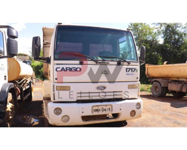 Foto de CAMINHÃO MEC. OPERAC. CARGO 1717 E 11,89T 170CV (ERA TIPO COLETOR AGORA É CAÇAMBA) FAB FORD COR BRANCA PLACA HMH-0415 ANO FAB/MOD 2007/2007 COMBUSTÍVEL DIESEL CHASSI 9BFYCE6U66BB82617 RENAVAM 911994068, NO ESTADO EM QUE SE ENCONTRA. 