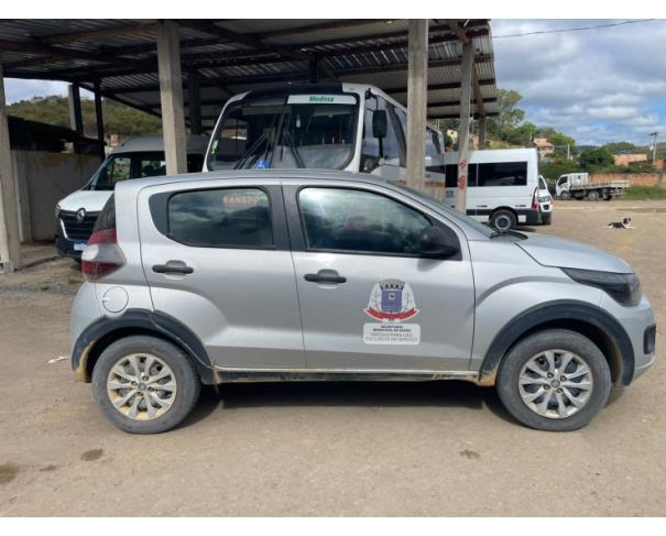 Foto de AUTOMOVEL, FIAT/MOBI LIKE, PRATA, 2022/2023, ALCOOL/GASOLINA, CHASSI: 9BD341ACZPY810102, RENAVAM: 01302226450, NO ESTADO EM QUE SE ENCONTRA.
