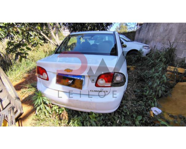 Foto de I/CHEVROLET CLASSIC LS, ALCOOL/GASOLINA, BRANCA, 2014/2015, CHASSI: 8AGSU19F0FR105792, RENAVAM: 01015177082, NO ESTADO EM QUE SE ENCONTRA. 