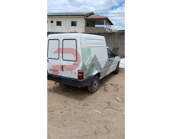 Foto de CAR/CAMINHONETE FIAT/FIORINO FLEX, ALCOOL/GASOLINA, 2013/2013, BRANCA, RENAVAM: 00529368170, CHASSI: 9BD255049D8960975, NO ESTADO EM QUE SE ENCONTRA.