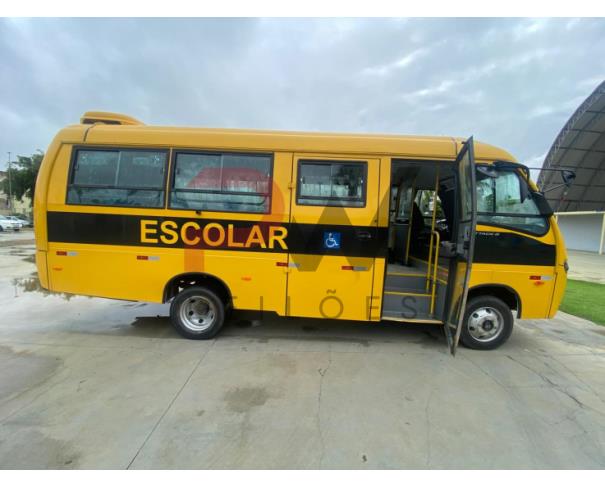 Foto de ONIBUS MARCOPOLO/VOLARE V8L EO, RENAVAM Nº 01340009037, CHASSI Nº 93PB54M10PC069206, ANO FABRICAÇÃO 2022, ANO MODELO 2023, COR AMARELA, DIESEL, 152 CV, VEÍCULO DE 31 PASSAGEIROS, NO ESTADO EM QUE SE ENCONTRA.