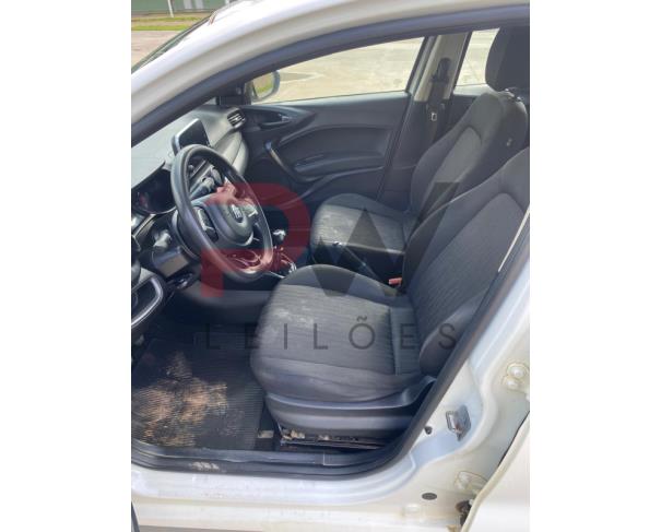 Foto de AUTOMOVEL FIAT/ARGO DRIVE 1.0, RENAVAM Nº 01294581322, CHASSI Nº 9BD358AFNNYL82407, ANO FABRICAÇÃO 2022, ANO MODELO 2022, COR BRANCA, FLEX (ÁLCOOL/GASOLINA), 75 CV, VEÍCULO DE 5 PASSAGEIROS, NO ESTADO EM QUE SE ENCONTRA.
