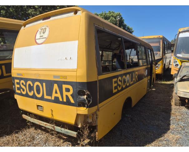 Foto de ONIBUS MARCOPOLO/VOLARE V8L ESC, DIESEL, AMARELA, 2009/2009, CHASSI: 93PB42G3P9C030043, RENAVAM:00150805071, NO ESTADO EM QUE SE ENCONTRA.