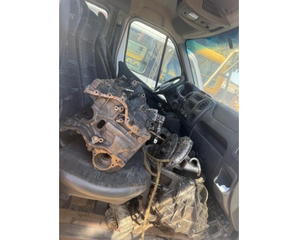 Foto de MICROONIBUS, RENAULT/MASTER TVAN, PRATA, 2018/2019, DIESEL, CHASSI: 93YMAFEXCKJ527982, RENAVAM: 01163348110, NO ESTADO EM QUE SE ENCONTRA.