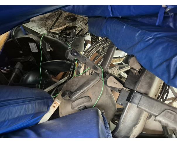 Foto de LOTE COMPOSTO POR SUCATA DE: MATERIAL HOSPITALAR, MOBILIÁRIOS, ELETRODOMÉSTICOS, CÂMARA FRIA, NO ESTADO EM QUE SE ENCONTRAM.
