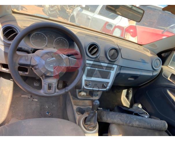 Foto de CAR/CAMIONETE/C.ABERTA VW/SAVEIRO CS ST MB, ALCOOL/GASOLINA, ANO/MOD 2014/2015, BRANCA, NO ESTADO EM QUE SE ENCONTRA.