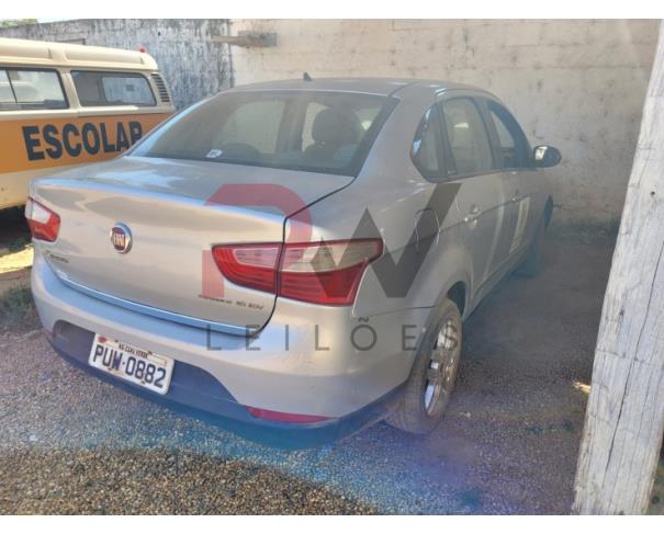 Foto de PASSAGEIRO / AUTOMOVEL FIAT/SIENA ESSENCE 1.6, 2014/2015, PRATA, ALC/GASOL, PLACA PUW-0882, CHASSI: 9BD197163F3228532, RENAVAM: 01022249379, NO ESTADO EM QUE SE ENCONTRA.