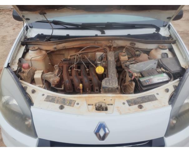 Foto de AUTOMOVEL, RENAULT/SANDERO AUT1016V, BRANCA, 2013/2014, ALCOOL/GASOLINA, CHASSI: 93YBSR6RHEJ774495, RENAVAM: 00555590984, NO ESTADO EM QUE SE ENCONTRA.  OBS: MOTOR DE OUTRO VEÍCULO, POSSUI NOTA FISCAL.