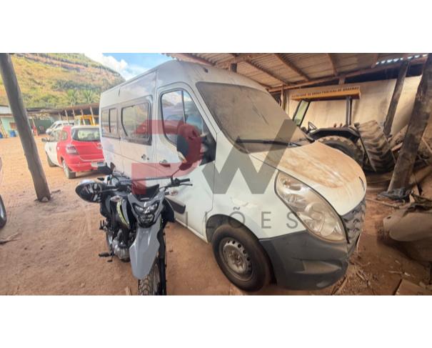 Foto de MICROONIB RENAULT/MASTER EUR STDL2, DIESEL, BRANCA, 2014/2015, CHASSI: 93YVE34MCFJ413974, RENAVAM: 01055147508, NO ESTADO EM QUE SE ENCONTRA.