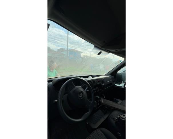 Foto de CAMINHONETE RENAULT/MASTER BF AMB1, DIESEL, BRANCA, 2023/2024, CHASSI: 93YF62000RJ688691, RENAVAM: 01356928150, NO ESTADO EM QUE SE ENCONTRA.
