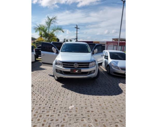 Foto de CAMINHONETE I/VW AMAROK CD 4X4 HIGH, DIESEL, PRATA, 2015/2016, NO ESTADO EM QUE SE ENCONTRA. 