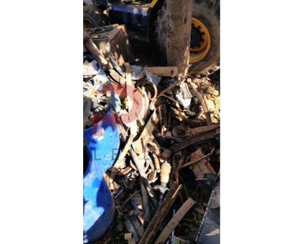Foto de LOTE DE SUCATA FERROSA, NO ESTADO EM QUE SE ENCONTRAM.
