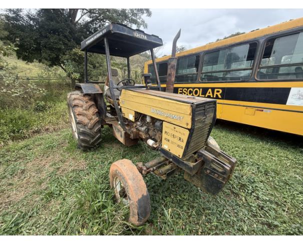 Foto de TRATOR AGRICOLA VALMET 785, ANO: 1998, SÉRIE: 0785F72261, NO ESTADO EM QUE SE ENCONTRA