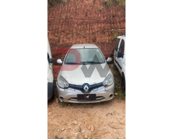 Foto de  AUTOMOVEL I/RENAULT CLIO EXP1016VH, 2015/2016, ALC/GASOL PRATA, CHASSI: ...67109, NO ESTADO EM QUE SE ENCONTRA.