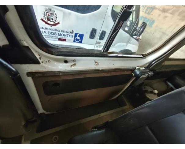 Foto de MICROONIBUS, I/M.BENZ 415CDISPRINTERM, 2014/2014, BRANCA, DIESEL, CHASSI: 8AC906633EE097310, RENAVAM: 01026270453, NO ESTADO EM QUE SE ENCONTRA.