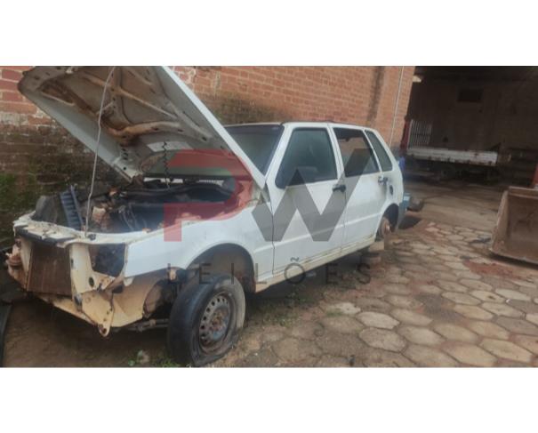 Foto de AUTOMOVEL, FIAT/UNO MILLE FIRE FLEX, 2005/2006, ALCOOL/GASOLINA, CHASSI: 9BD15822764790189, RENAVAM: 00874654220, NO ESTADO EM QUE SE ENCONTRA.