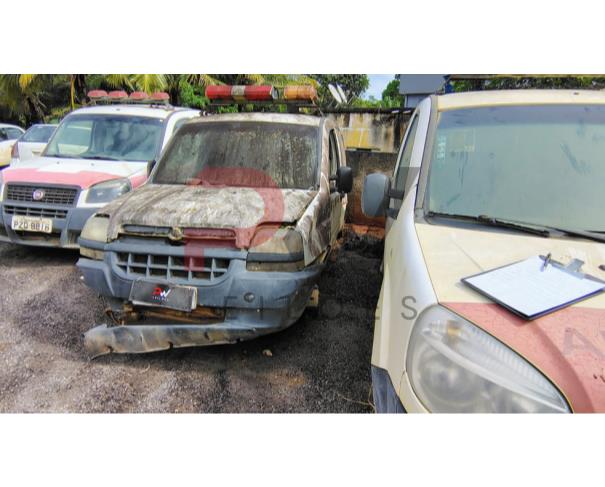 Foto de CAMINHONE FIAT/DOBLO RONTAN AMB2, 2009/2009, BRANCA, ALCOOL/GASOLINA, CHASSI: ...15343, NO ESTADO EM QUE SE ENCONTRA.
