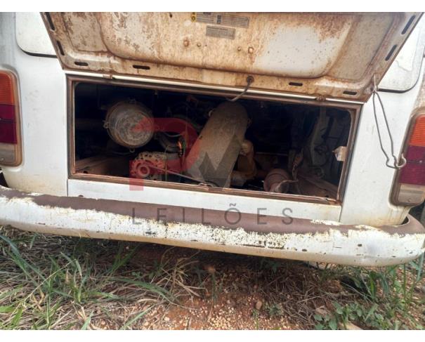 Foto de PASSAGEIRO / MICROONIBUS VW/KOMBI UNIVIDAS LOT, 2013/2014, ALC/GASOL, BRANCA, PLACA OPV-1332, RENAVAM: 00532599357, CHASSI: 9BWMF07X9EP000098, NO ESTADO EM QUE SE ENCONTRA.
