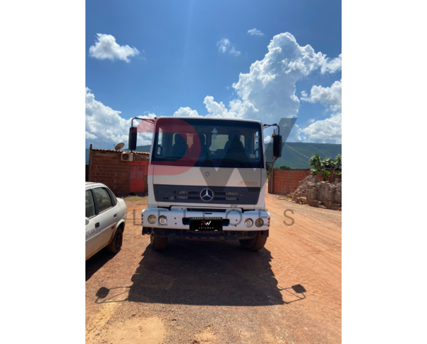 Foto de CARGA / CAMINHAO M.BENZ/ATRON 2729 K 6X4, 03P, 286CV, ANO/MOD 2013/2013, COR BRANCA, NO ESTADO E CONDIÇÕES QUE SE ENCONTRA.