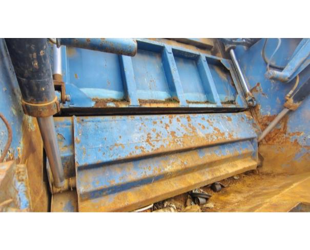Foto de LOTE CONTENDO 01 COMPACTADOR, NO ESTADO EM QUE SE ENCONTRA.