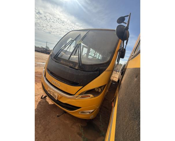 Foto de ONIBUS IVECO/WAYCLASS 70C17HDE, DIESEL, AMARELA, 2016/2016, CHASSI: 93ZL68C01G8469242, RENAVAM: 01096011082, NO ESTADO EM QUE SE ENCONTRA. 
