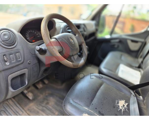 Foto de MICROONIBUS, RENAULT/M REVESCAP L3H2, BRANCA, 2017/2018, DIESEL, RENAVAM: 01126637090, CHASSI: 93YMAFEXNJJ708110, NO ESTADO EM QUE SE ENCONTRA.