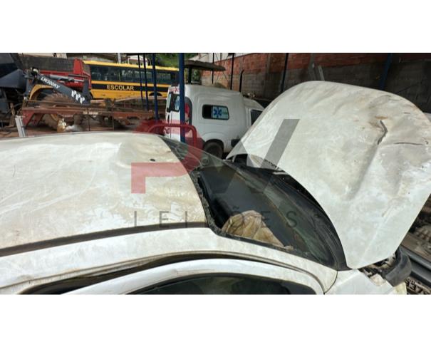 Foto de AUTOMOVEL FIAT/MOBI EASY, ALCOOL/GASOLINA, BRANCA, 2017/2018, CHASSI: ...02138, NO ESTADO EM QUE SE ENCONTRA.