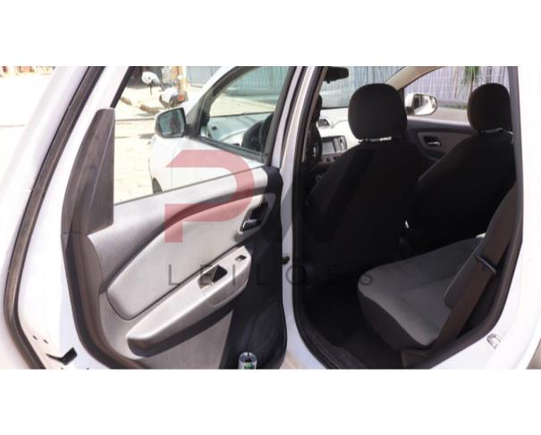 Foto de SPIN 1.8L MT LTZ 07L 111 CV 1800 FAB CHEVROLET COR BRANCA PLACA QOL-2362 ANO FAB/MOD 2018/2018 COMBUSTÍVEL FLEX CHASSI 9BGJC7520JB234170 RENAVAM 1152083047, NO ESTADO EM QUE SE ENCONTRA. 