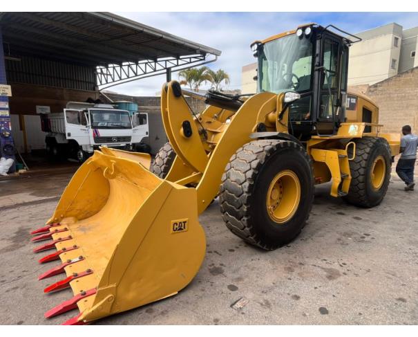 Foto de PÁ-CARREGADEIRA CATERPILLAR 938K, COR AMARELA, ANO 2016, Nº DE SÉRIE W8K00280, NO ESTADO EM QUE SE ENCONTRA.