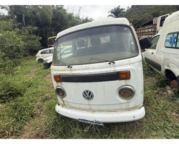 Foto de CAMIONETA VW/KOMBI, GASOLINA, BRANCA, 2005/2005, CHASSI: 9BWGB07X75P009455, RENAVAM: 00853708444, NO ESTADO EM QUE SE ENCONTRA.