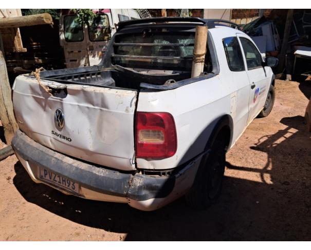 Foto de AUTOMOVEL VW/SAVEIRO CD TL MB, ALCOOL/GASOLINA, BRANCA, 2015/2015, CHASSI: 9BWJB45U7FP186241, RENAVAM: 01047966929, NO ESTADO EM QUE SE ENCONTRA. 