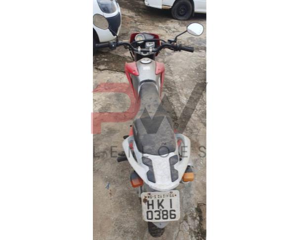 Foto de PASSAGEIRO / MOTOCICLETA HONDA/NXR150 BROS ESD, GASOLINA, VERMELHA, 2009/2009, PLACA HKI-0386, CHASSI: 9C2KD04109R027504, NO ESTADO EM QUE SE ENCONTRA. 