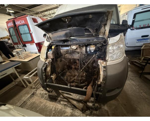 Foto de CAMINHONETE I/FIAT DUCATO RONTEC AMB, DIESEL, BRANCA, 2019/2019, CHASSI: 3C6DFVDK1KE546851, RENAVAM: 01219733510, NO ESTADO EM QUE SE ENCONTRA.
