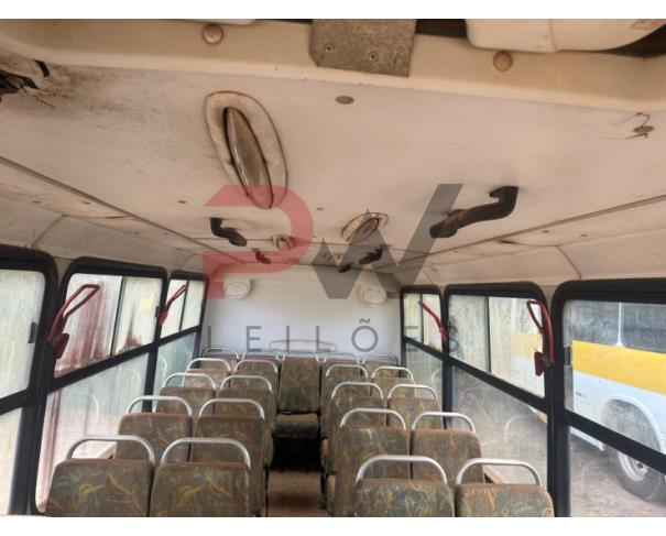 Foto de PAS/ONIBUS M.BENZ/INDUSCAR PICCOLO 25L, 2005/2005, BRANCA, PLACA HMG - 6916, RENAVAM: 00879252138, CHASSI: 9BM6881565B453985, NO ESTADO EM QUE SE ENCONTRA.