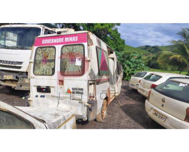 Foto de CAMINHONE FIAT/DUCATO M RONTAN AMB, 2005/2005, BRANCA, DIESEL, CHASSI: ...22169, NO ESTADO EM QUE SE ENCONTRA.