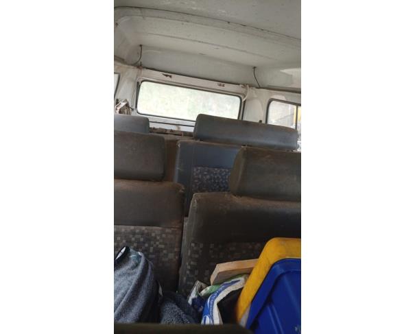 Foto de MICROONIBUS, VW/KOMBI ESCOLAR, BRANCA, 2008/2009, ALCOOL/GASOLINA, CHASSI: 9BWMF07XX9P003601, RENAVAM: 00976295130, NO ESTADO EM QUE SE ENCONTRA.
