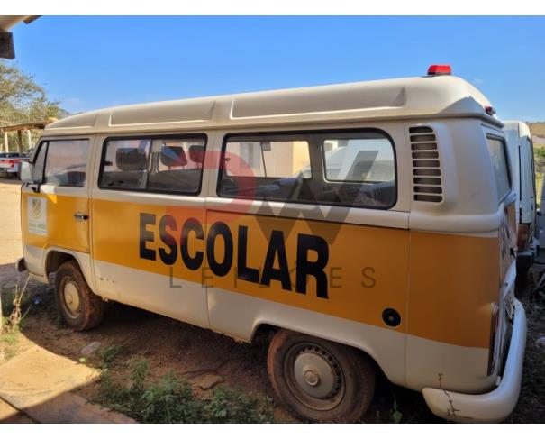 Foto de MISTO / CAMIONETA VW/KOMBI, 2013/2014, BRANCA, ALC/GASOL, PLACA OWM-4571, CHASSI: 9BWMF07X8EP014719, RENAVAM: 00596233051, NO ESTADO EM QUE SE ENCONTRA.