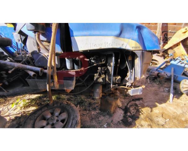 Foto de TRATOR NEW HOLLAND TT4030, AZUL, SERIE: 87557214, CHASSI: HCCZ4030JGCG47971, NO ESTADO EM QUE SE ENCONTRA.
